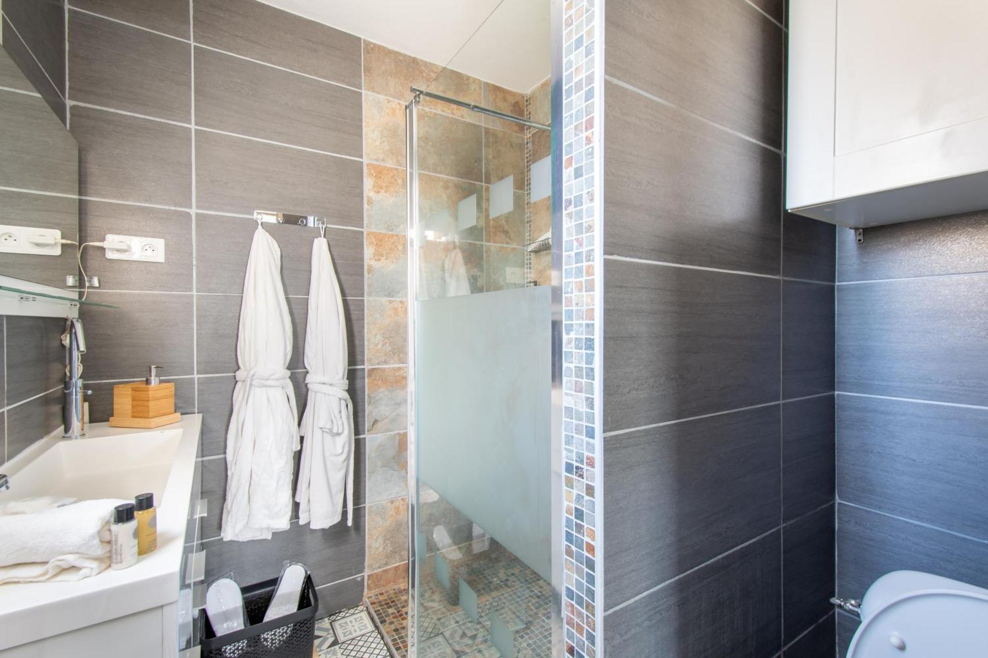 Guesthouse La Costiere - Logements Independants - Espace Piscine Jacuzzi Lunel  Zewnętrze zdjęcie