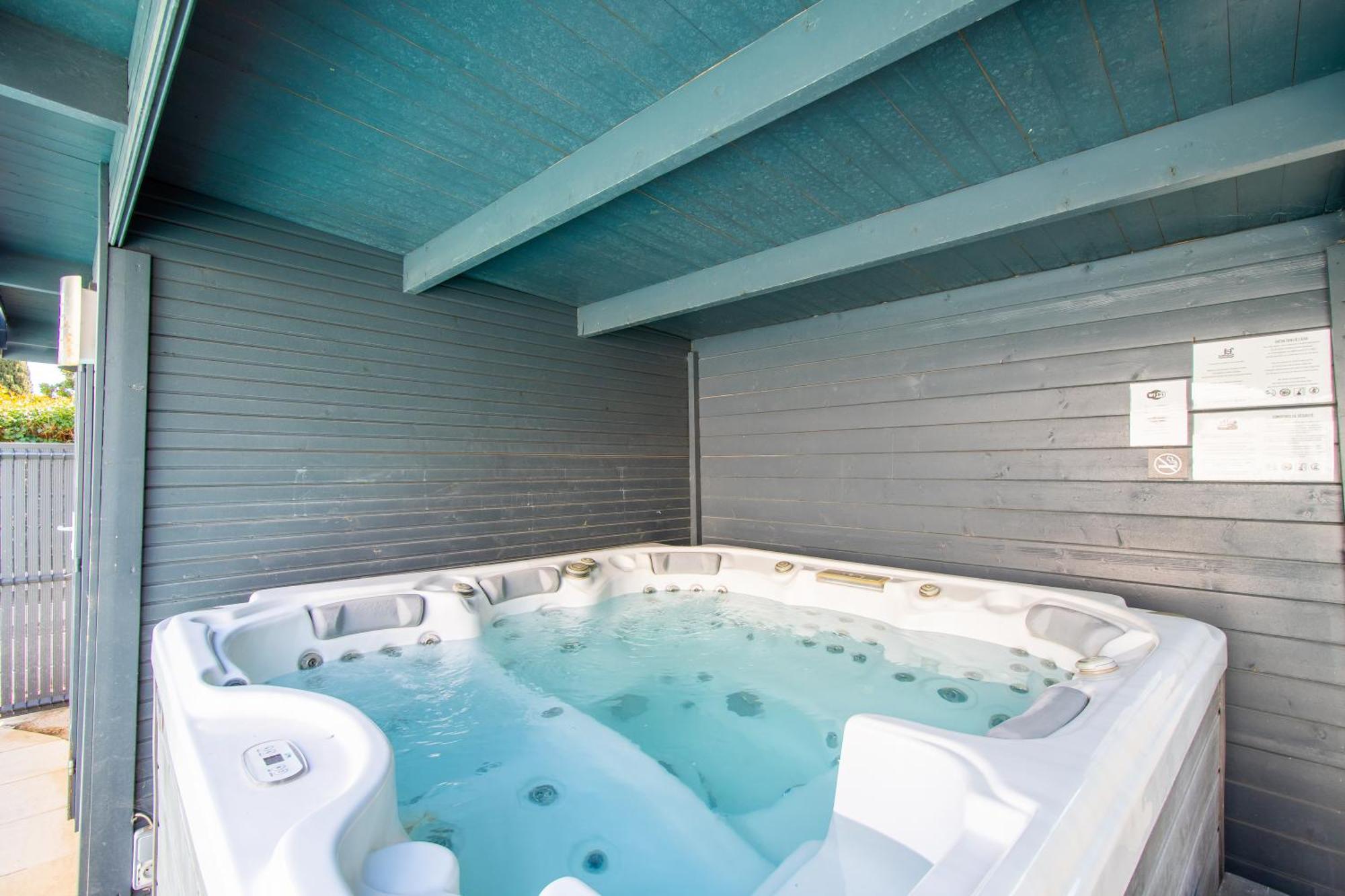 Guesthouse La Costiere - Logements Independants - Espace Piscine Jacuzzi Lunel  Zewnętrze zdjęcie